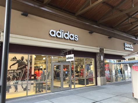 adidas outlet mirabel quebec.